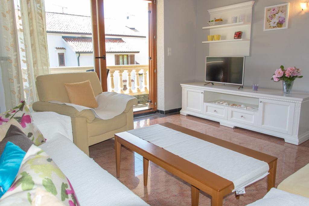 Apartments Masek Poreč Buitenkant foto